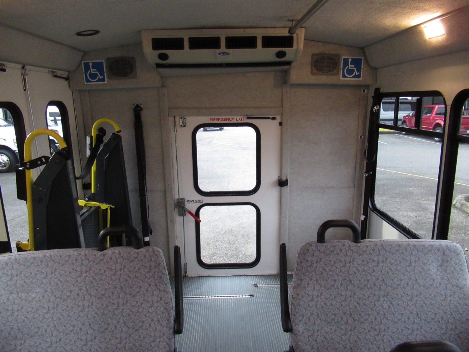 2008 Ford Starcraft Allstar 12 Passenger + 2 Wheelchair Shuttle Bus - S23050 - Image 7