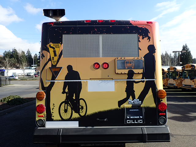 2008 Gillig LF30 28 Passenger Transit Bus - T91483 - Image 11