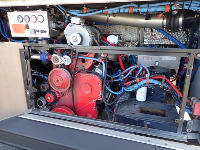 2008 Gillig LF30 28 Passenger Transit Bus - T91485 - Image 9