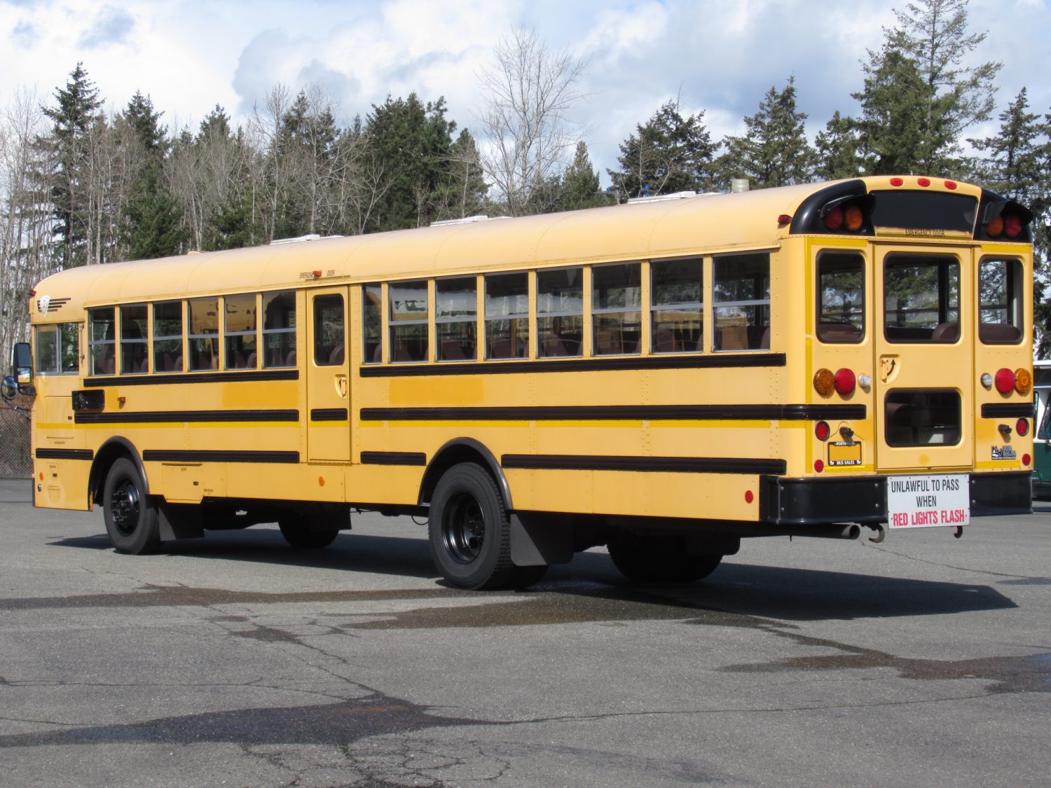 2007 International FE-300 84 Passenger School Bus - B08700 - Image 4