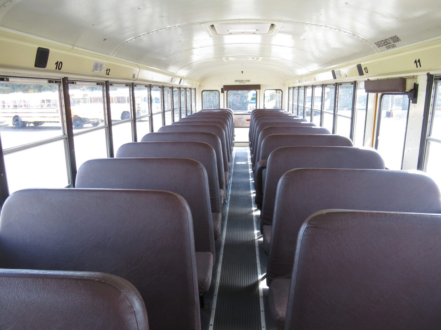 2007 International FE-300 84 Passenger School Bus - B08700 - Image 6