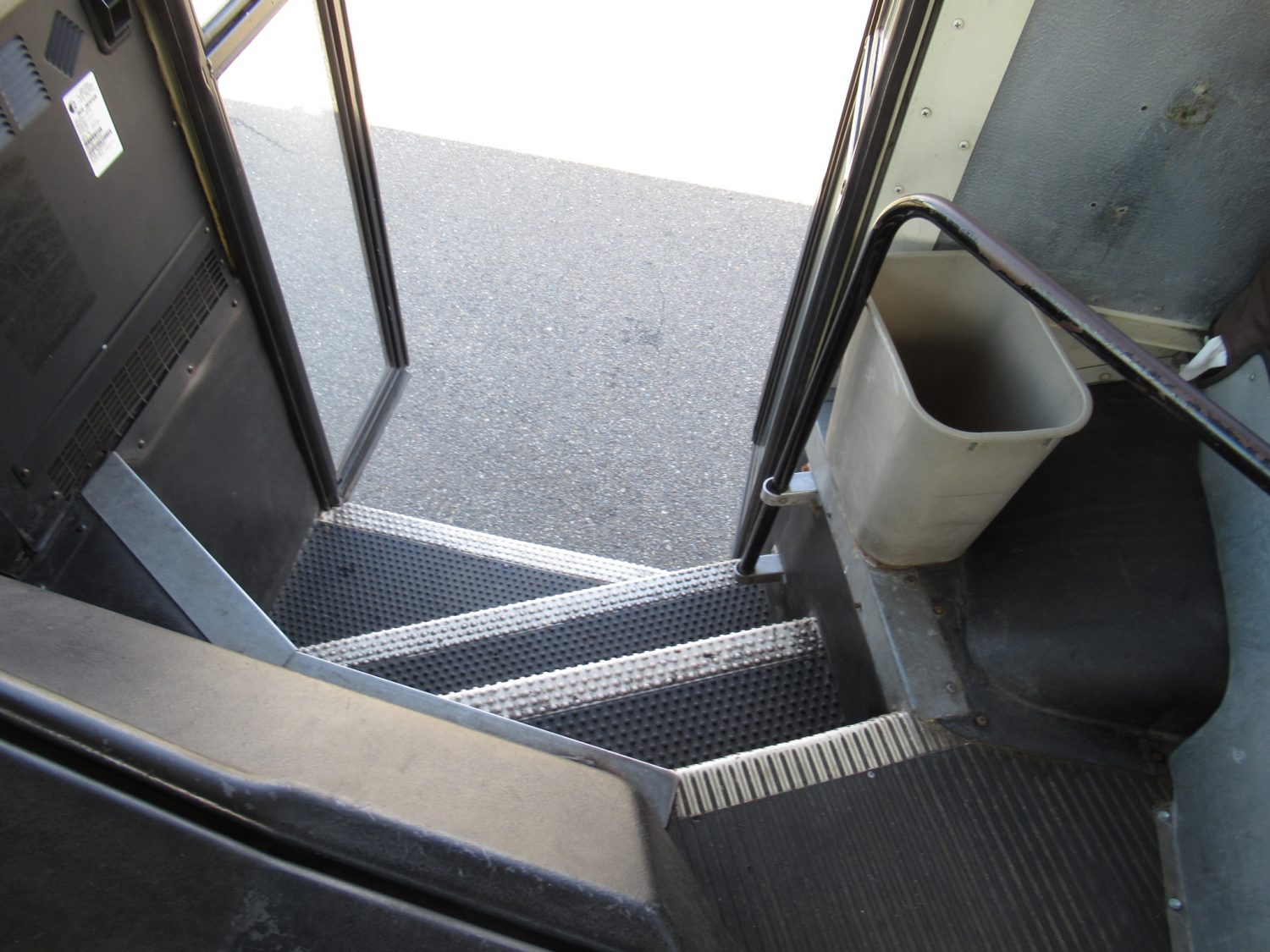 2007 International FE-300 84 Passenger School Bus - B08700 - Image 10