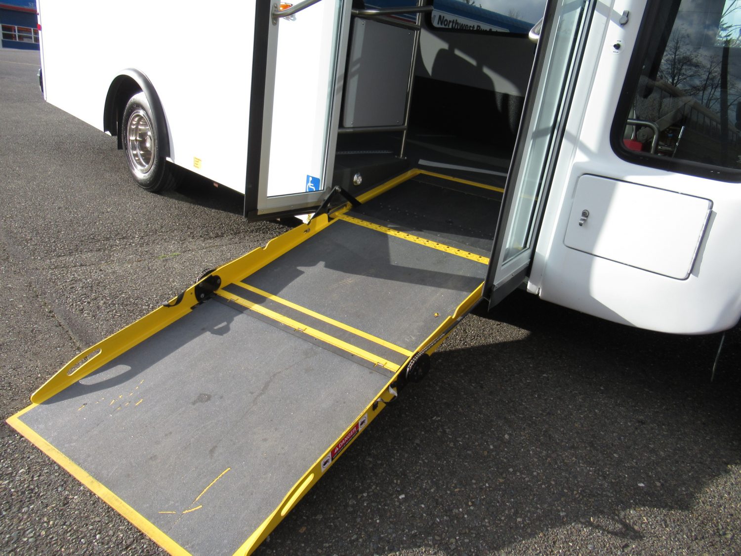 2012 Chevy Arboc Sprit of Mobility 10 Passenger ADA Shuttle Bus – S52638 - Image 10