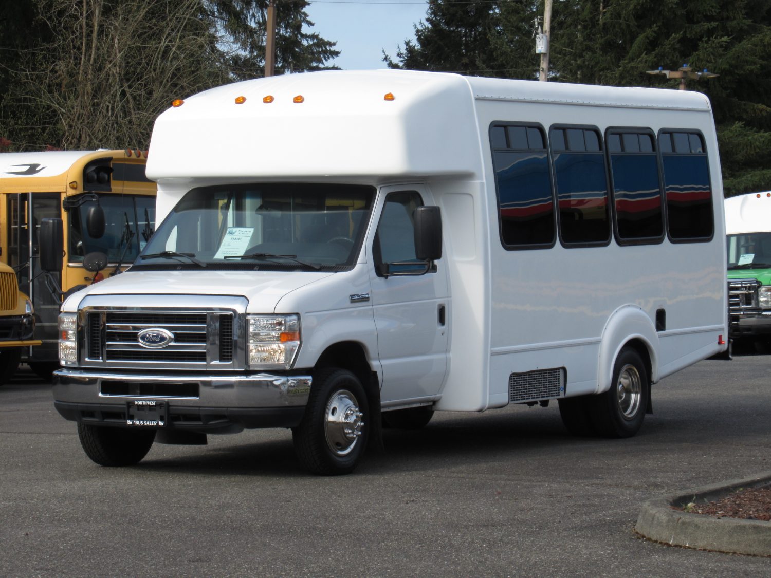 2014 Ford Goshen 12 Passenger + 2 Wheelchair Shuttle Bus - S88343 - Image 2