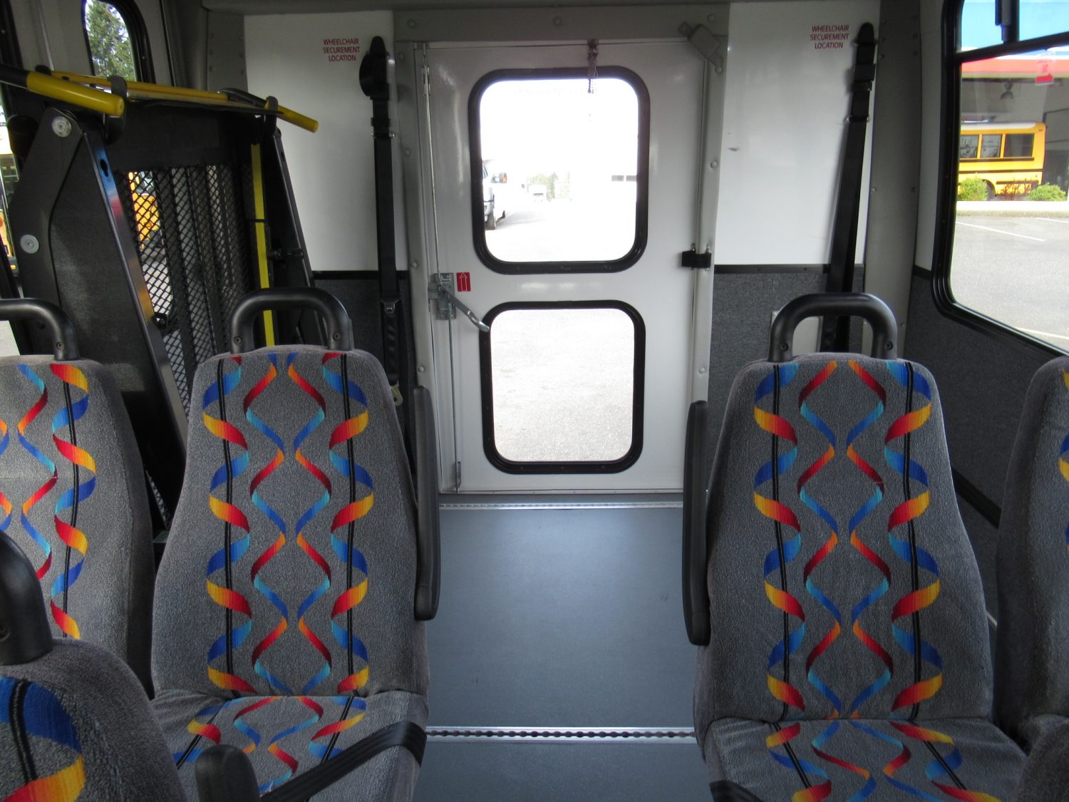 2014 Ford Goshen 12 Passenger + 2 Wheelchair Shuttle Bus - S88343 - Image 7