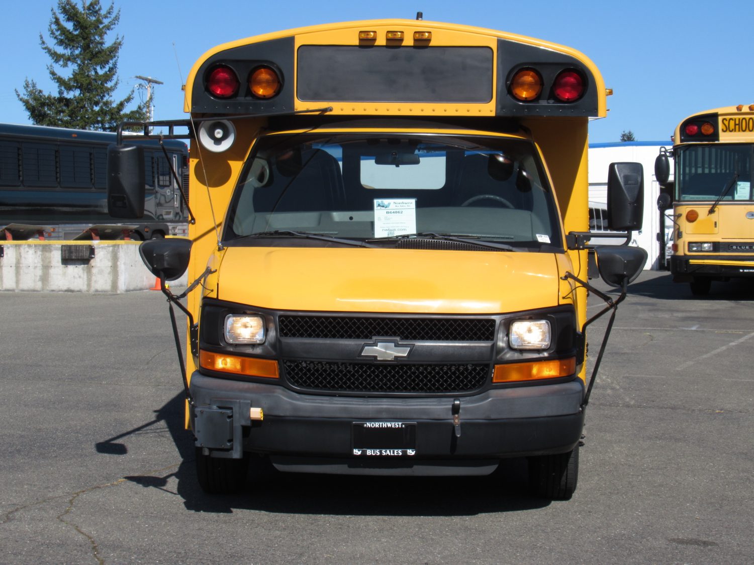 2009 Chevrolet Thomas 16 Passenger ADA School Bus - B64862 - Image 12