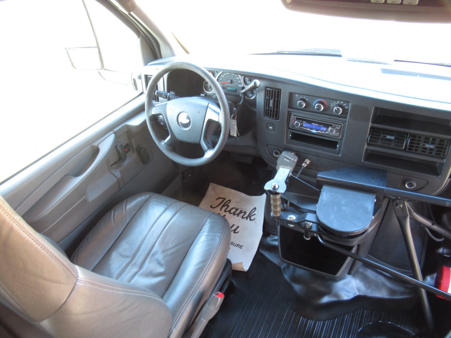 2009 Chevrolet Thomas 16 Passenger ADA School Bus - B64862 - Image 5