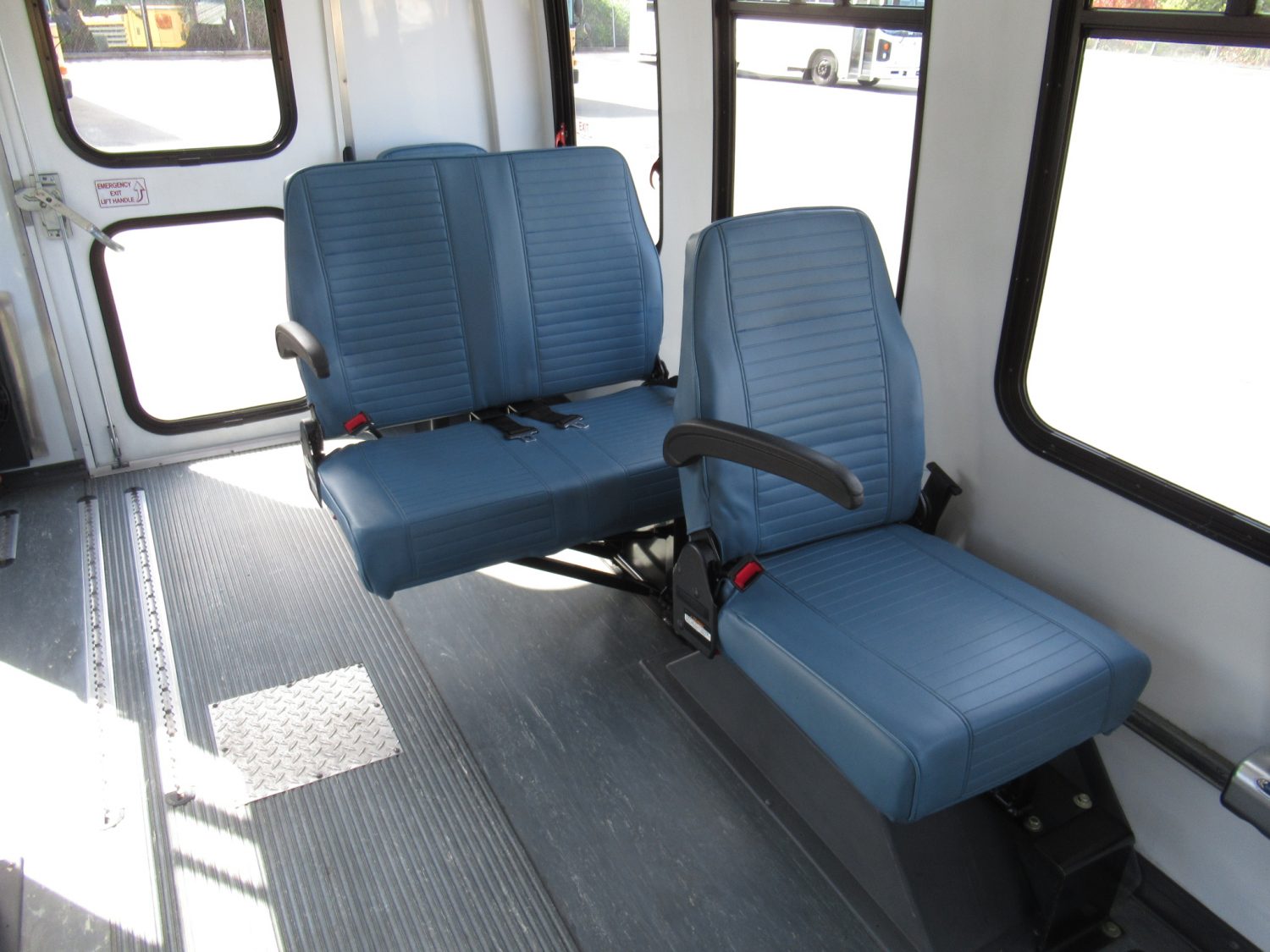 2014 Ford Startrans 4 + 2 ADA Shuttle Bus - S10386 - Image 7