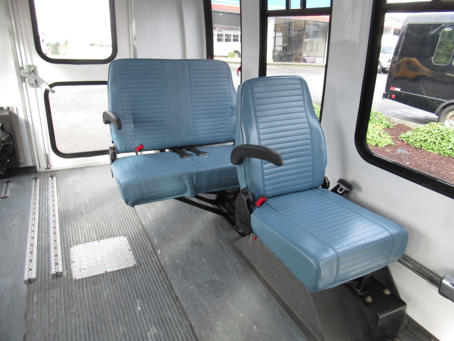 2014 Ford Startrans 4 + 2 ADA Shuttle Bus - S23940 - Image 9