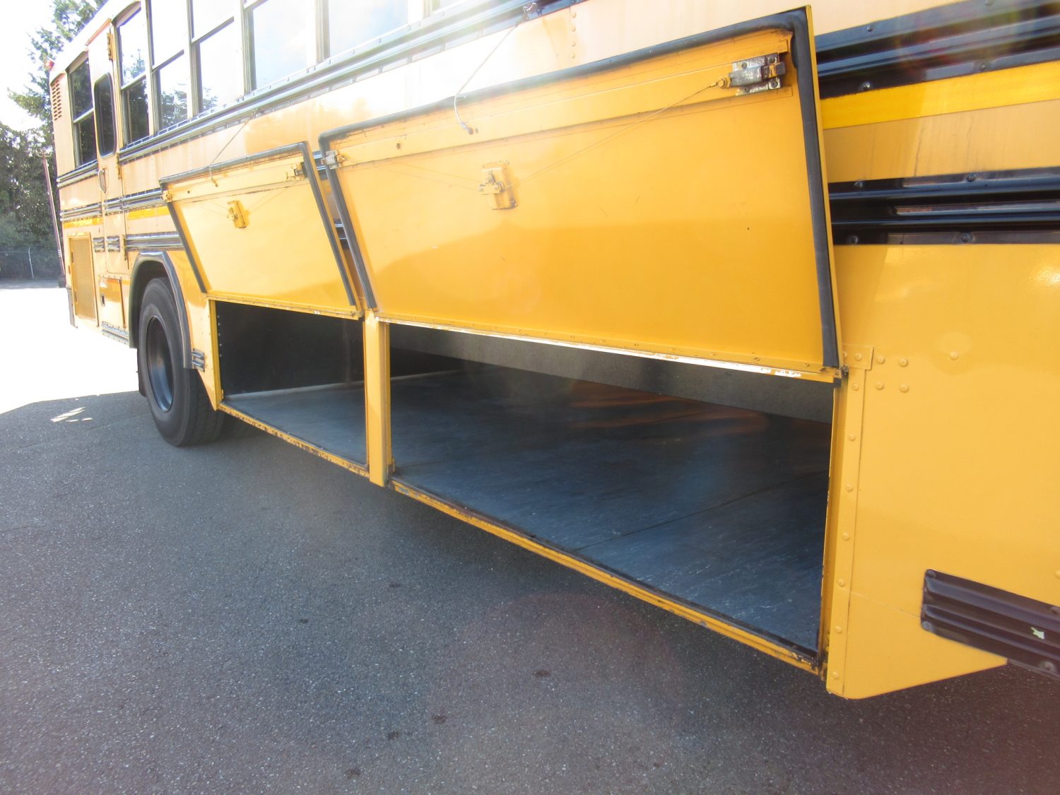 2006 Blue Bird All American 78 Passenger School Bus - B35484 - Image 10