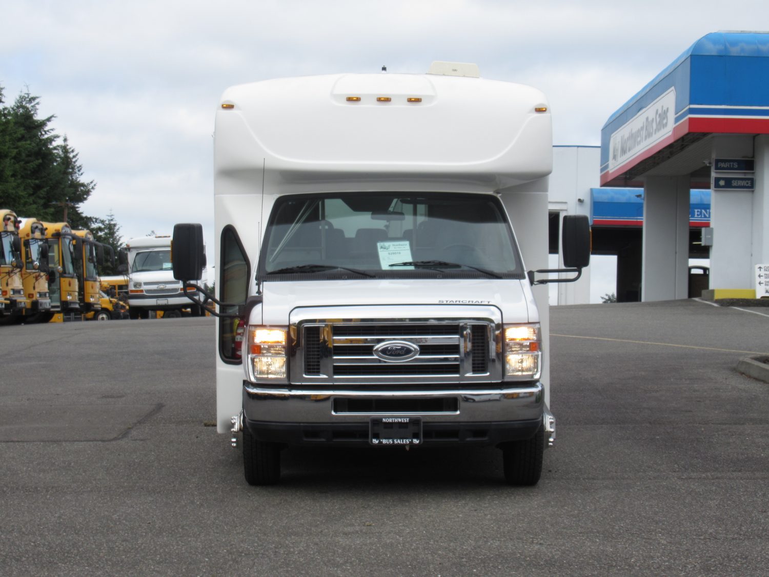 2013 Ford Starcraft Allstar 20 Passenger ADA Shuttle Bus - S29010 - Image 12