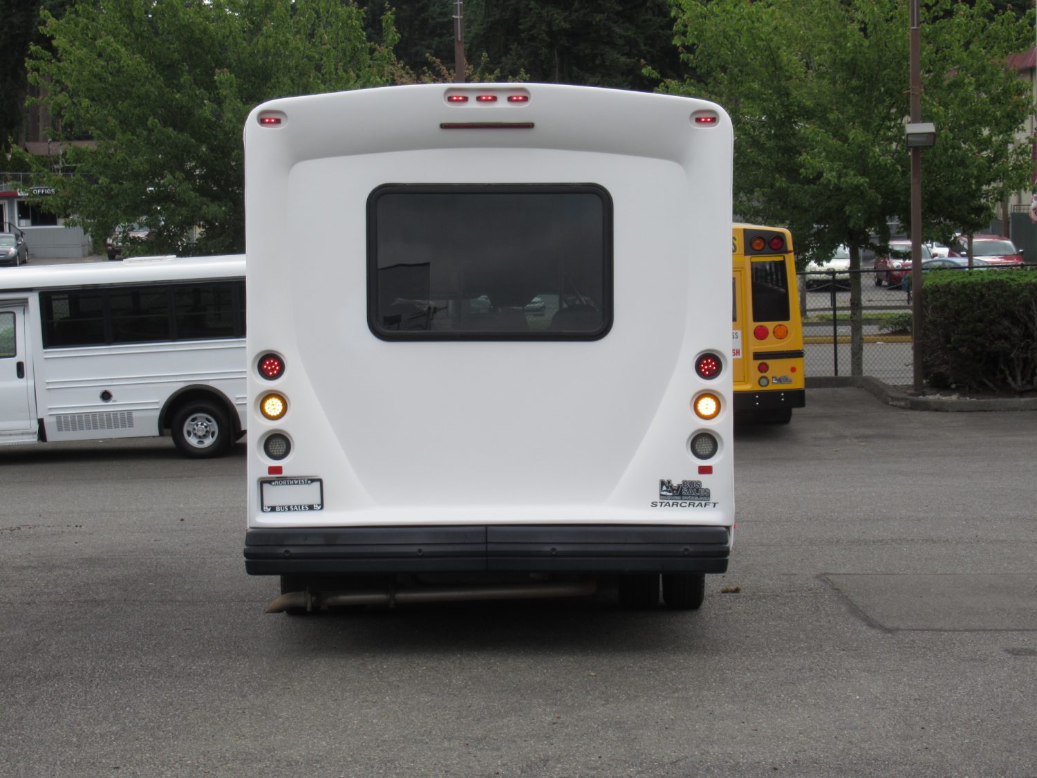 2013 Ford Starcraft Allstar 20 Passenger ADA Shuttle Bus - S29010 - Image 11