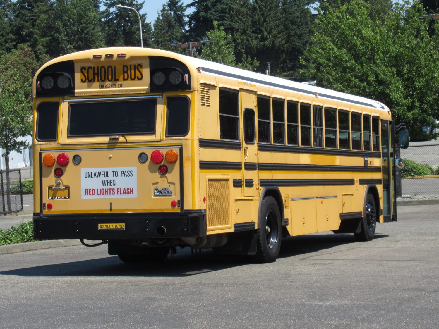 2007 Blue Bird All American 75 Passenger School Bus - B43223 - Image 3