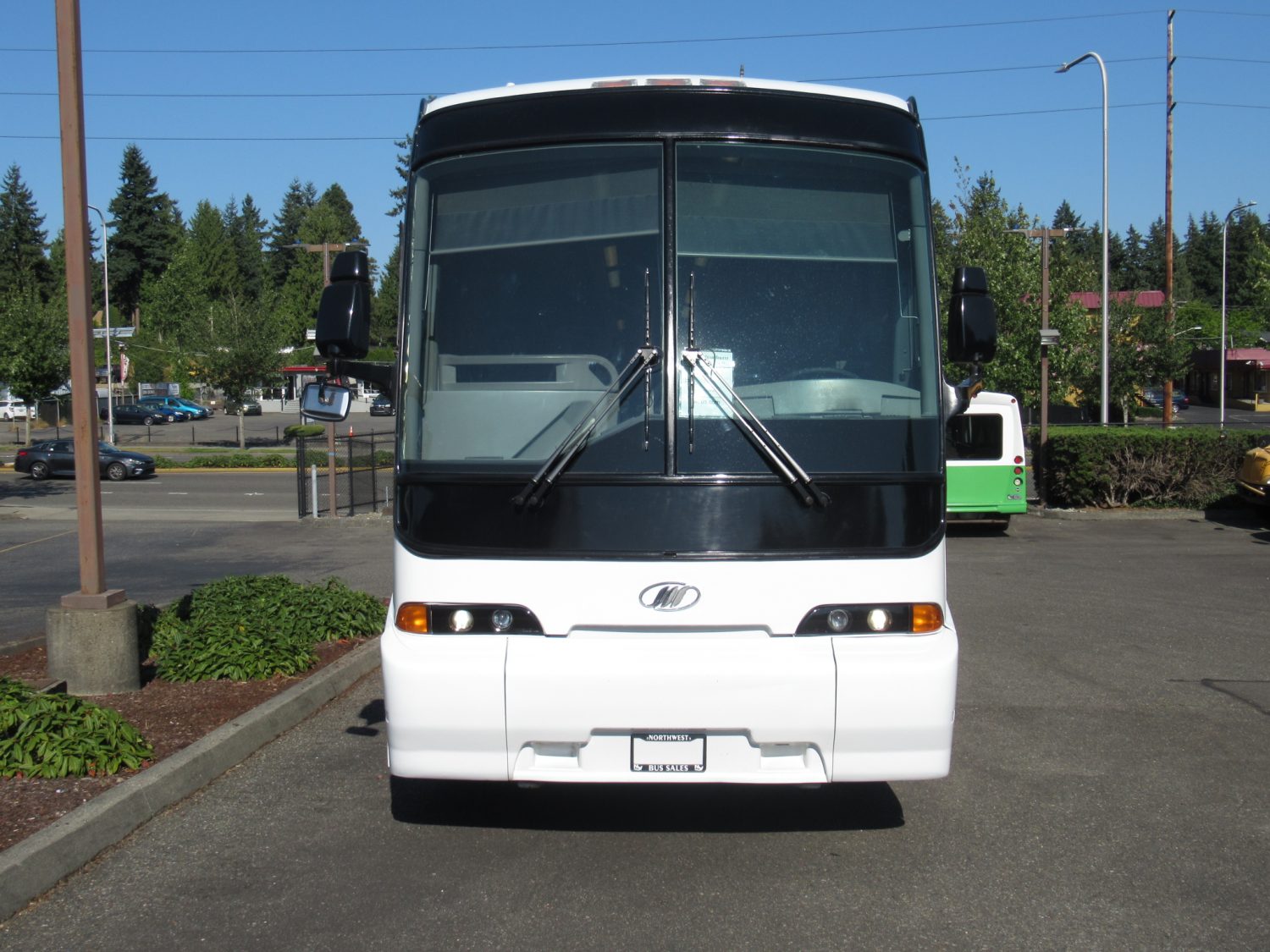 2004 MCI E4500 56 Passenger Motorcoach - C62461 - Image 12