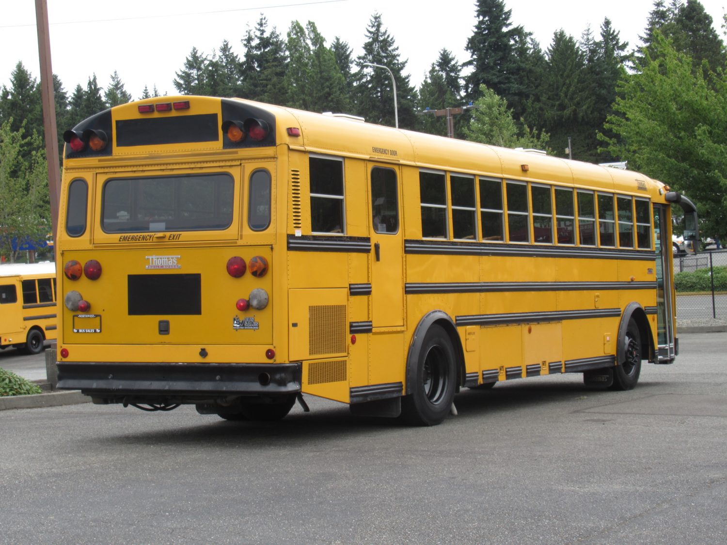 2002 Thomas HDX 75 Passenger School Bus - B16505 - Image 3