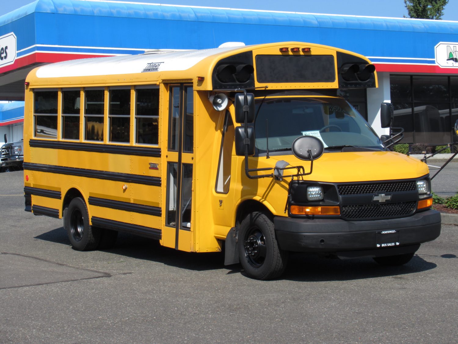 2010 Chevrolet Thomas 23 Passenger Type-A School Bus - B11374