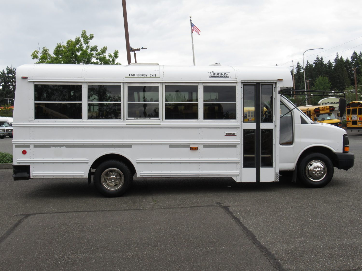 2008 GMC Thomas Minotaur 14 Passenger MFSAB - B32233 - Image 10