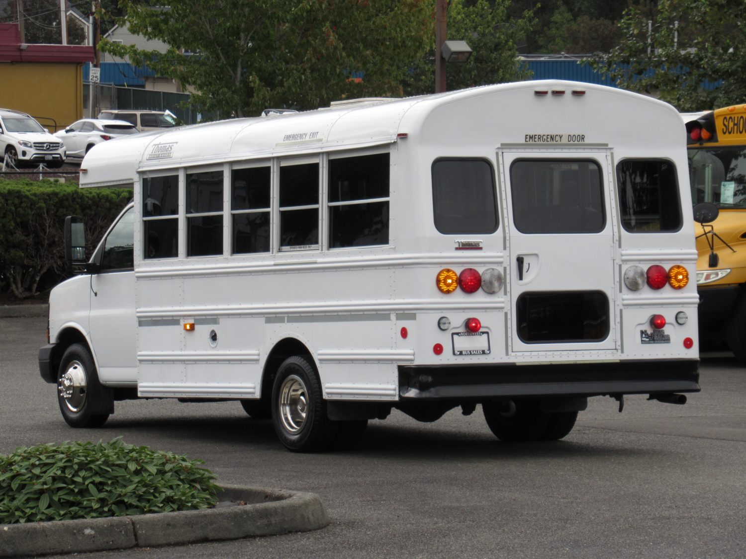 2008 GMC Thomas Minotaur 14 Passenger MFSAB - B32233 - Image 4