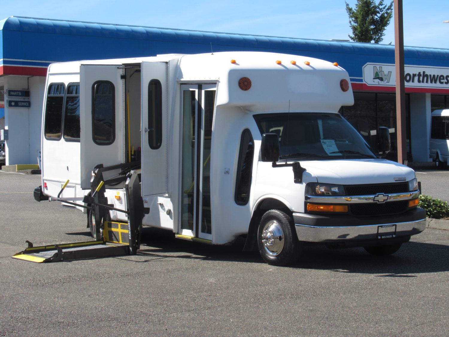 2012 Chevrolet Goshen GC II 13 ADA Shuttle Bus - S99665