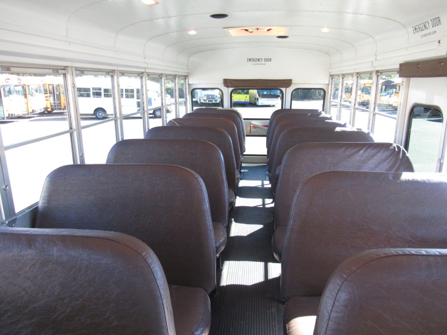 1999 Blue Bird TC-1000 42 Passenger School Bus - B89314 - Image 6
