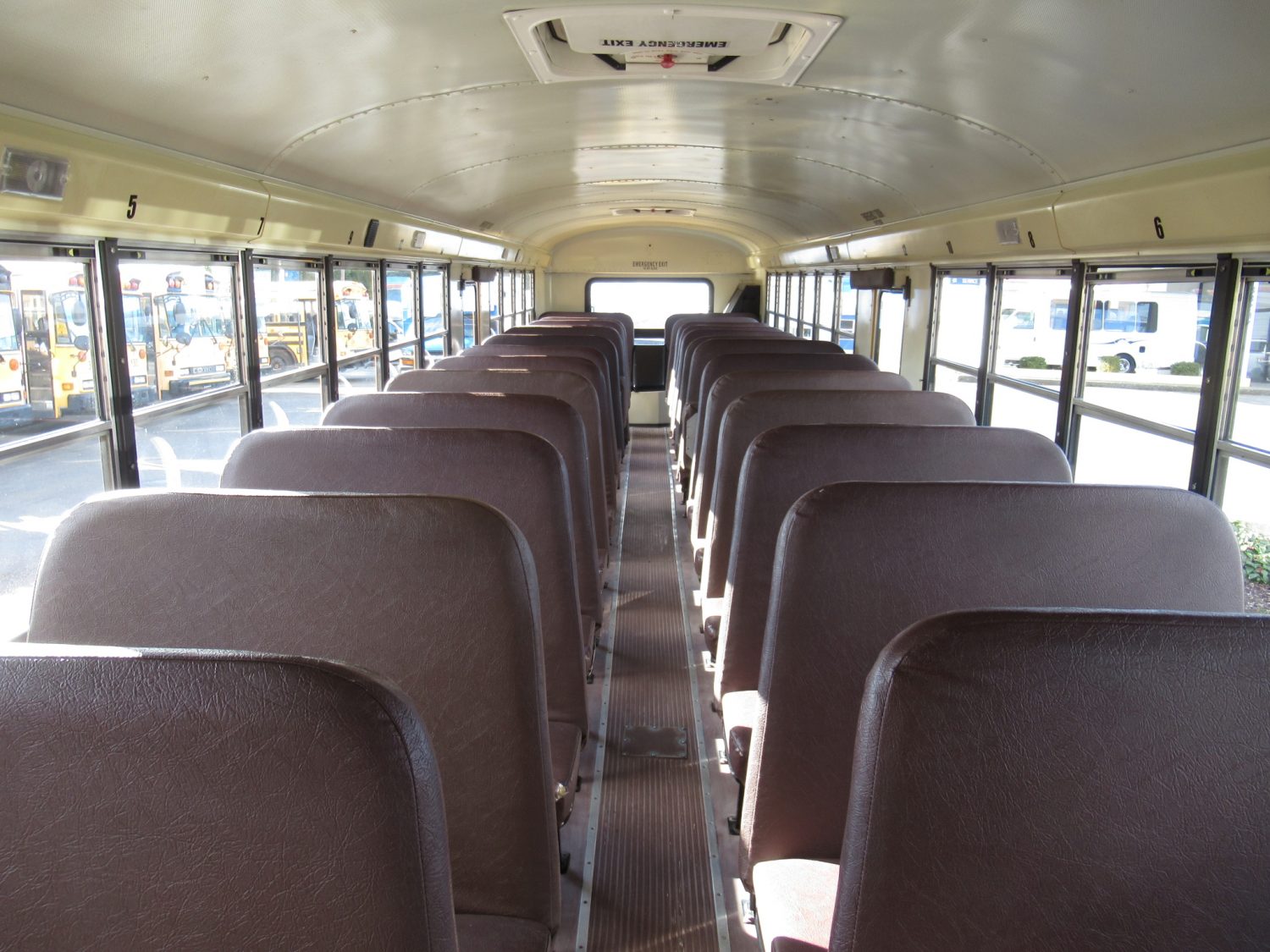 2009 International RE-300 78 Passenger School Bus - B47239 - Image 6