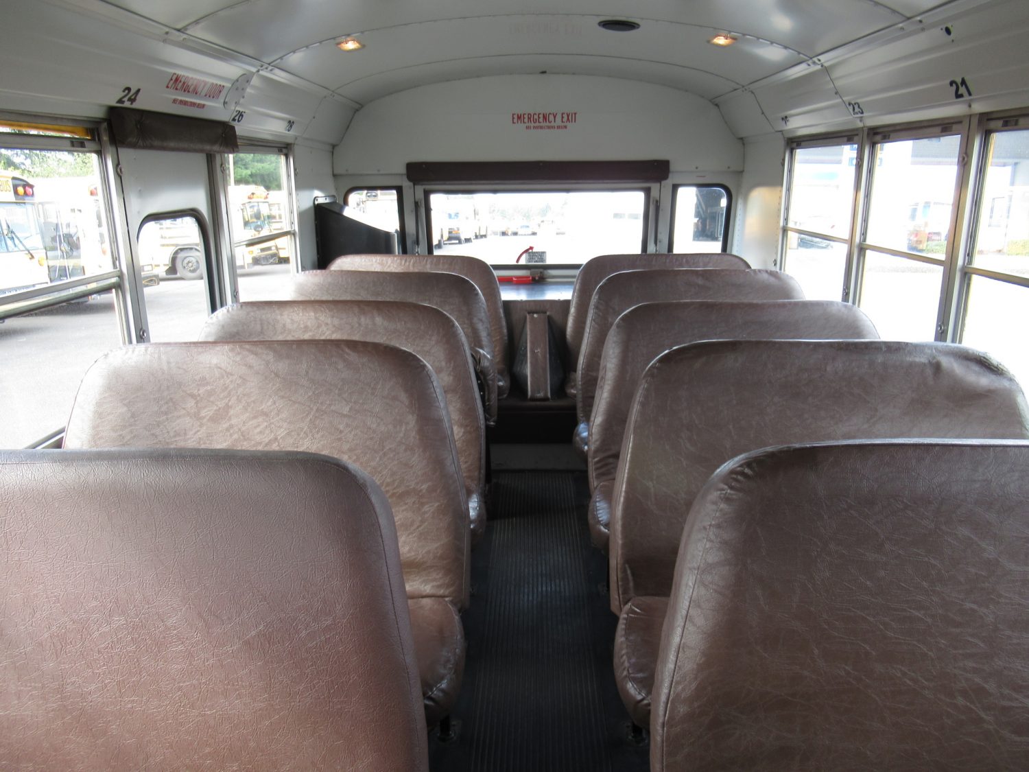 2001 Blue Bird All American 84 Passenger School Bus - B00841 - Image 7