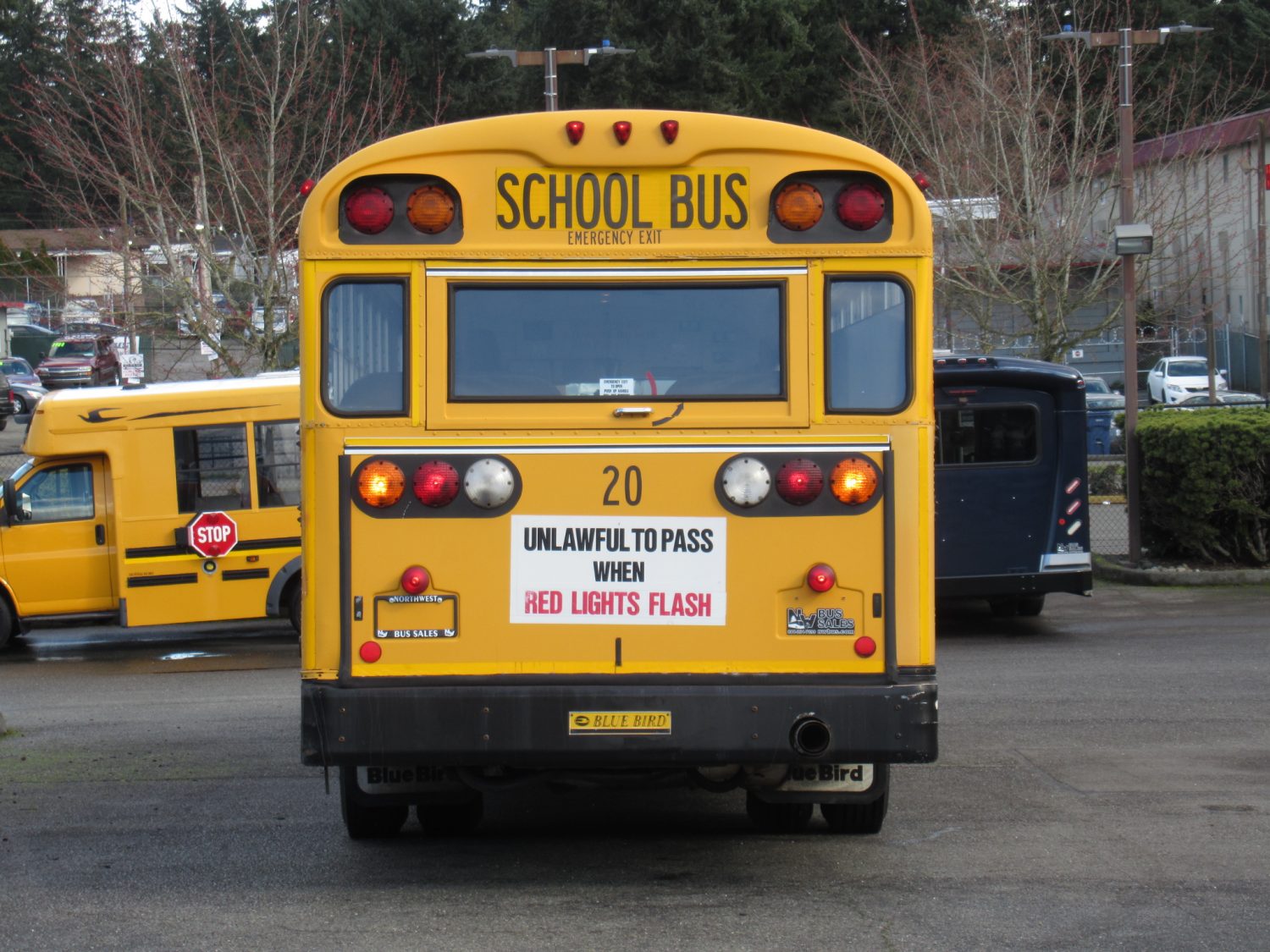 2003 Blue Bird All American 84 Passenger School Bus - B11044 - Image 11