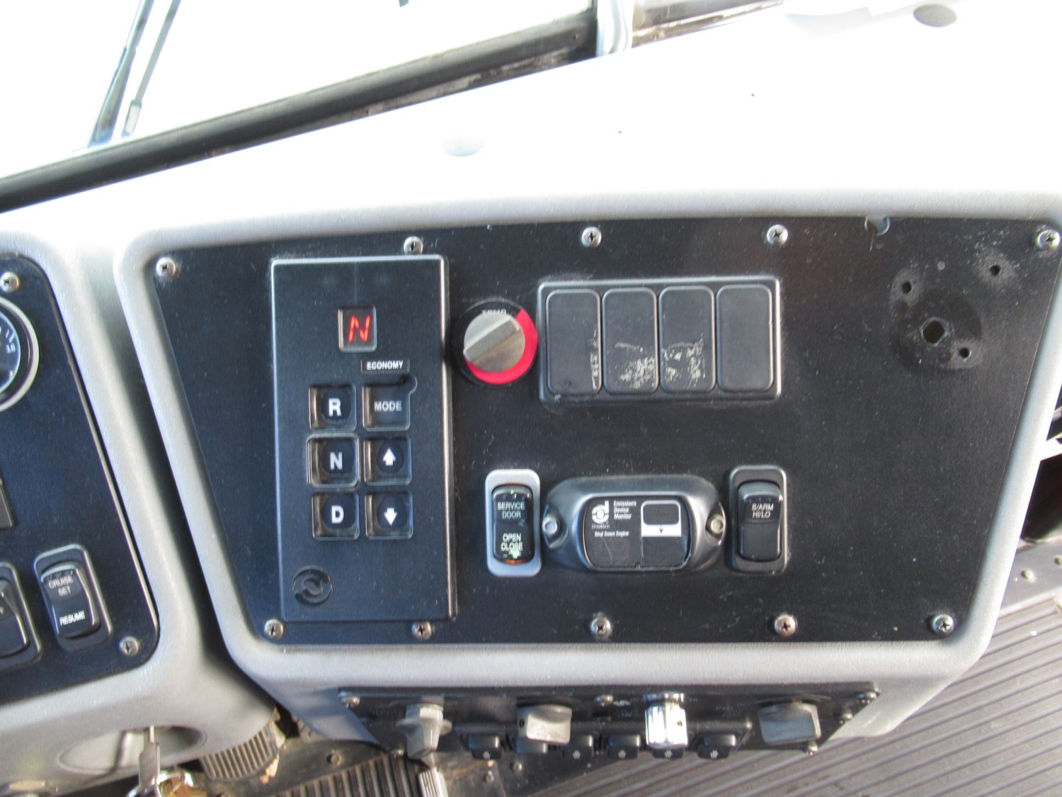 2003 Blue Bird All American 84 Passenger School Bus - B11044 - Image 10