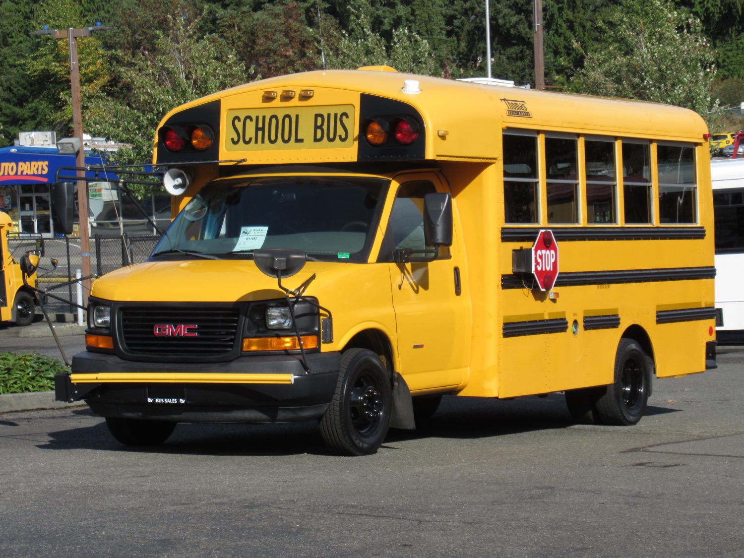 2009 Chevrolet Thomas 14 + 1 ADA Type-A School Bus - B11482 - Image 2