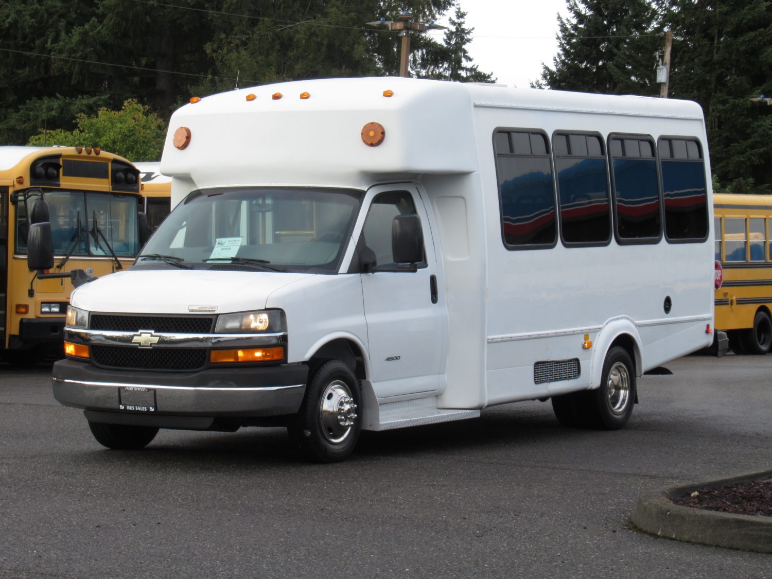 2012 Chevrolet Goshen GC II 13 ADA Shuttle Bus - S93929 - Image 2