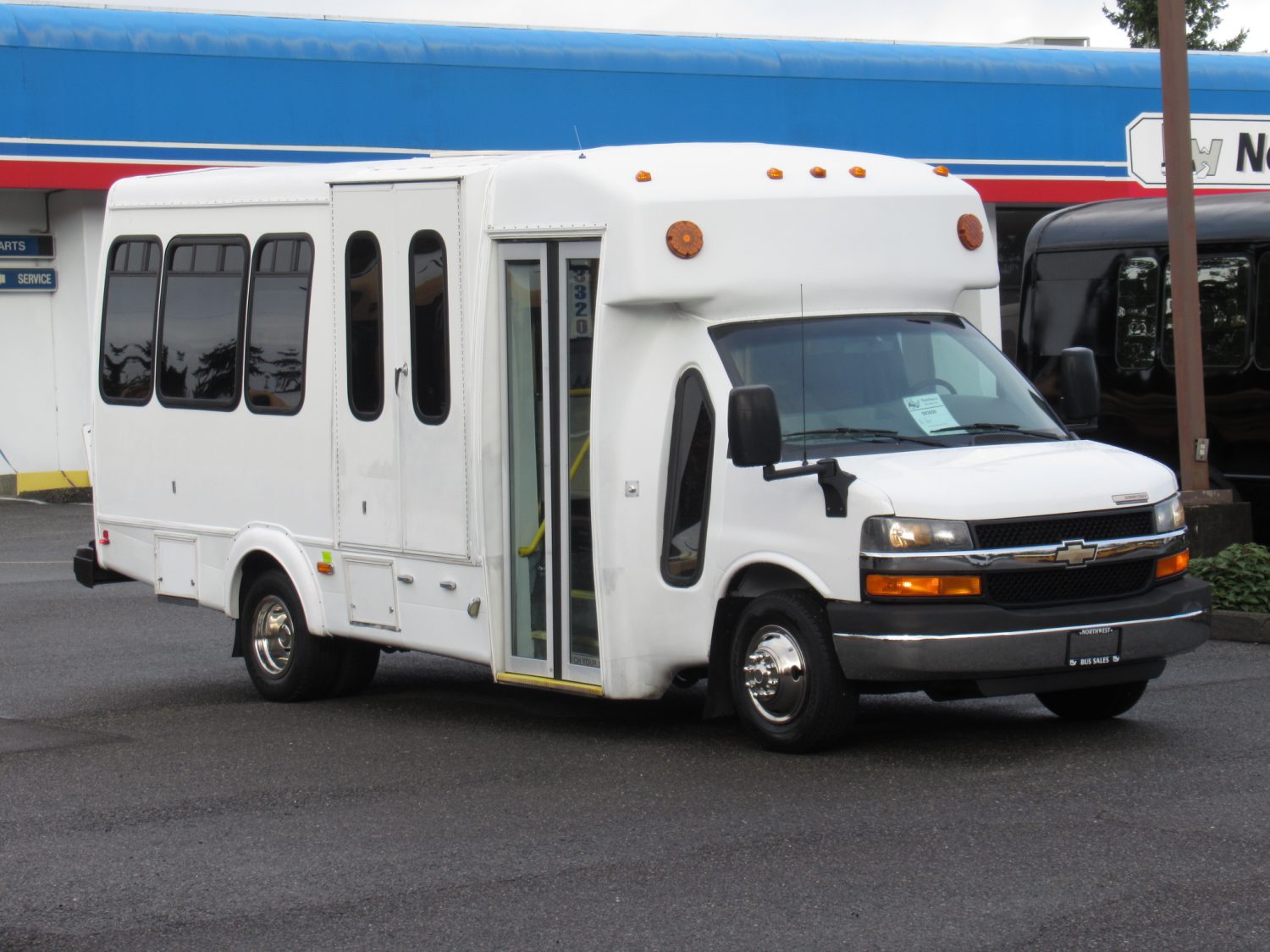 2012 Chevrolet Goshen GC II 13 ADA Shuttle Bus - S93929