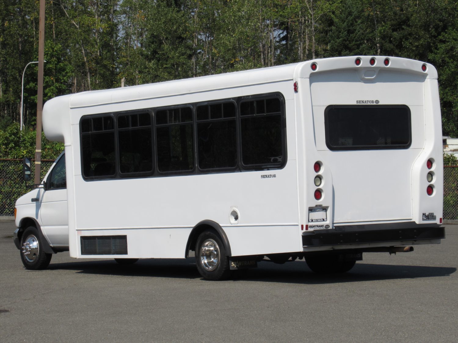 2006 Ford Startrans Senator 20 Passenger + 2 Wheelchair - S50293 - Image 4