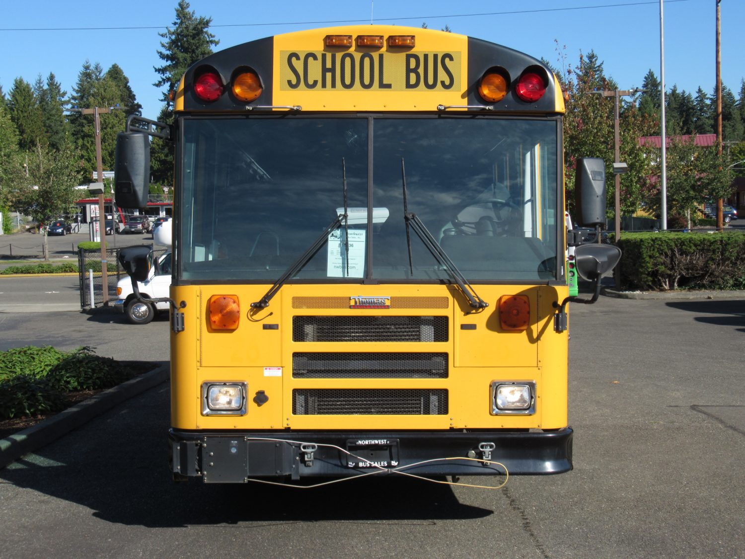 2009 Thomas Saf-T-Liner Motorhome Short School Bus - B10136 - Image 12