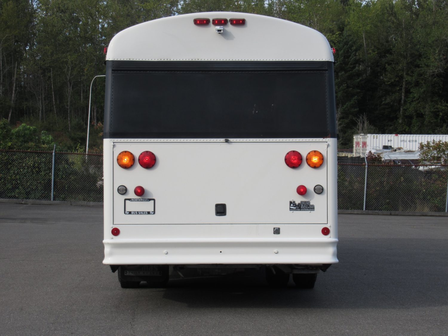 2006 Thomas HDX 45 Passenger Commercial Bus - B62470 - Image 12