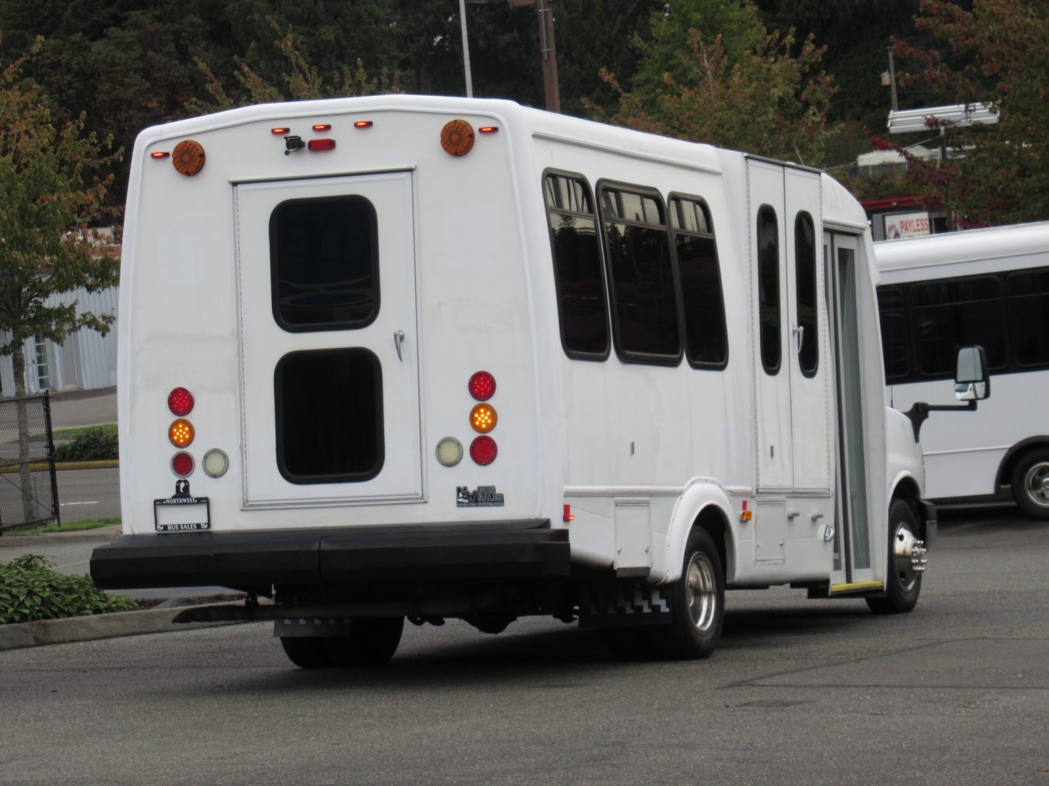 2012 Chevrolet Goshen GC II 13 ADA Shuttle Bus - S94789 - Image 3