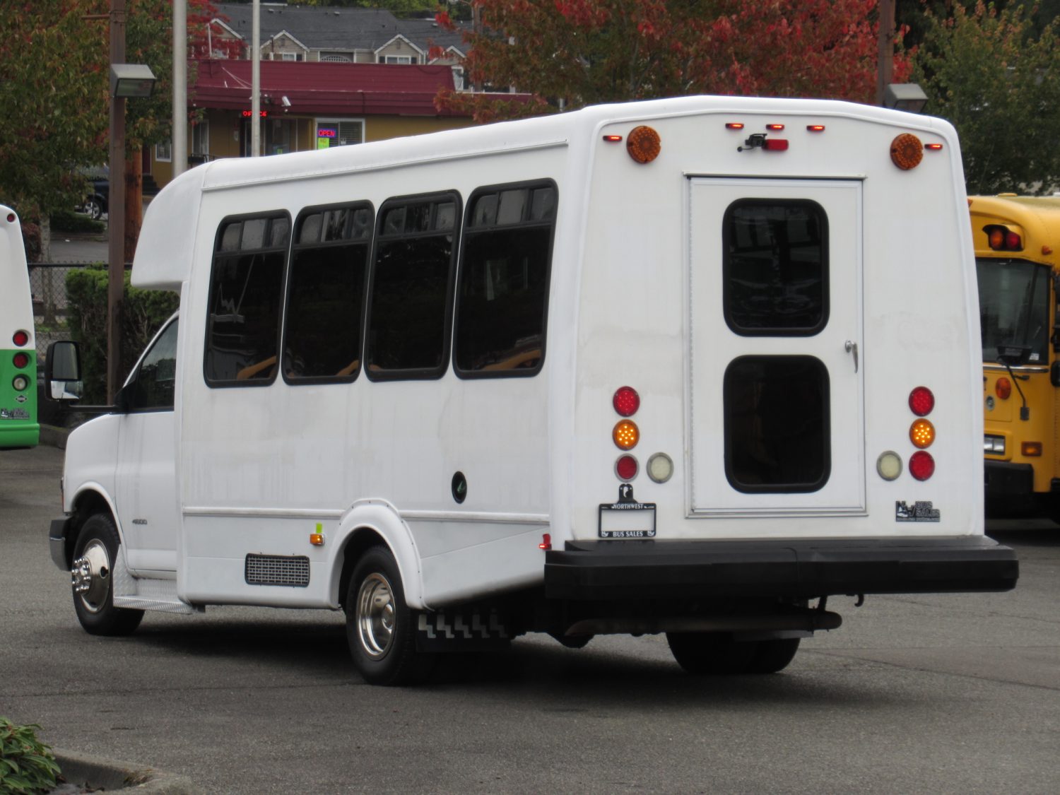 2012 Chevrolet Goshen GC II 13 ADA Shuttle Bus - S94789 - Image 4