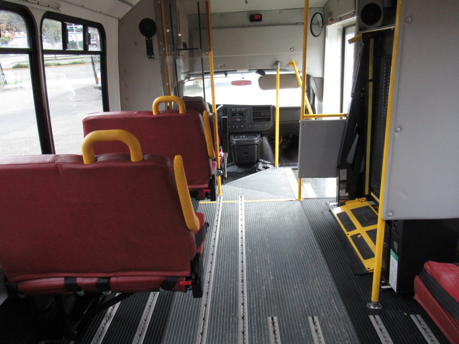 2012 Chevrolet Goshen GC II 13 ADA Shuttle Bus - S94789 - Image 8