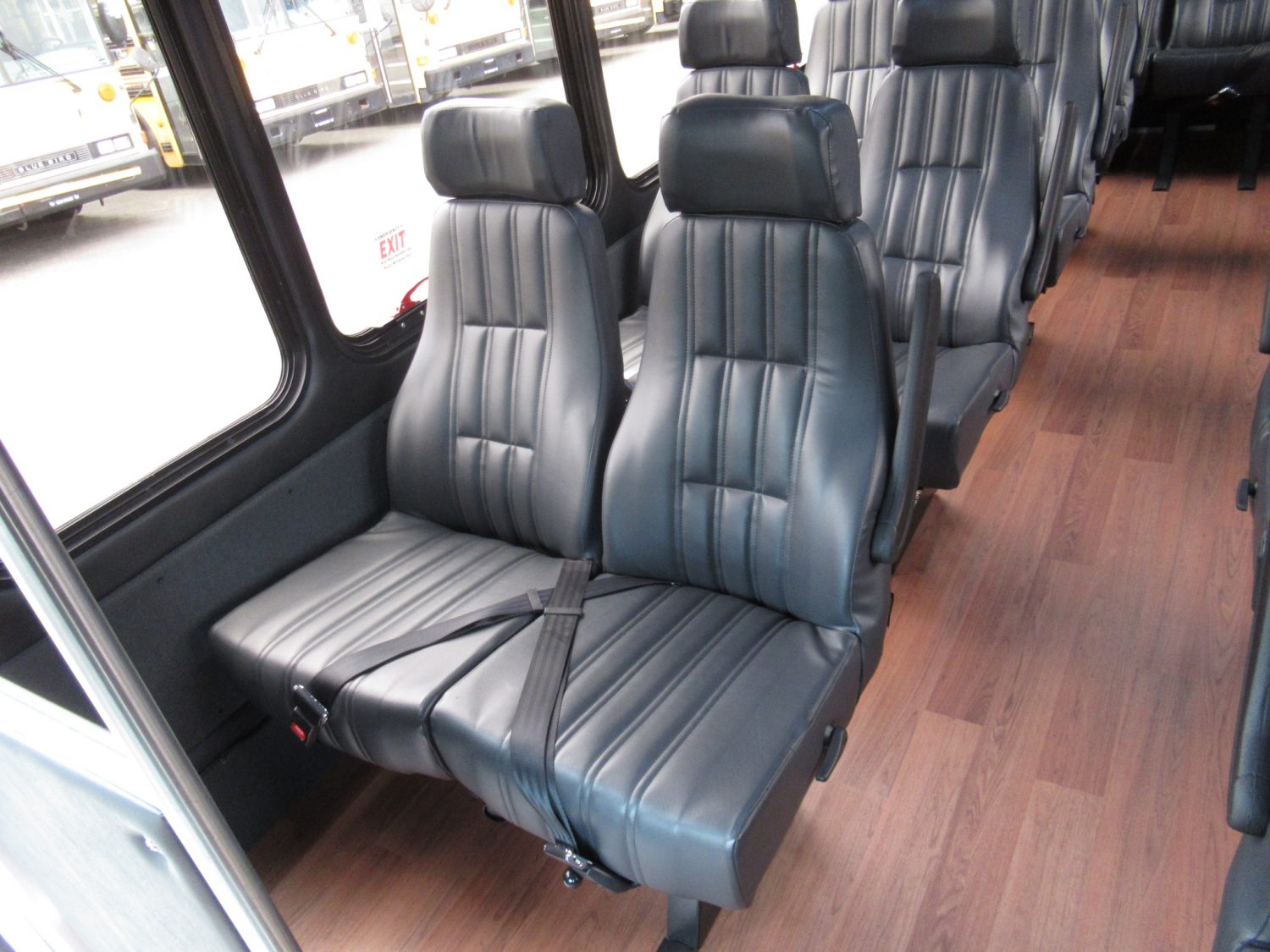 2018 Ford Starcraft MVP 21 Passenger w/ Rear Luggage - S29949 - Image 9