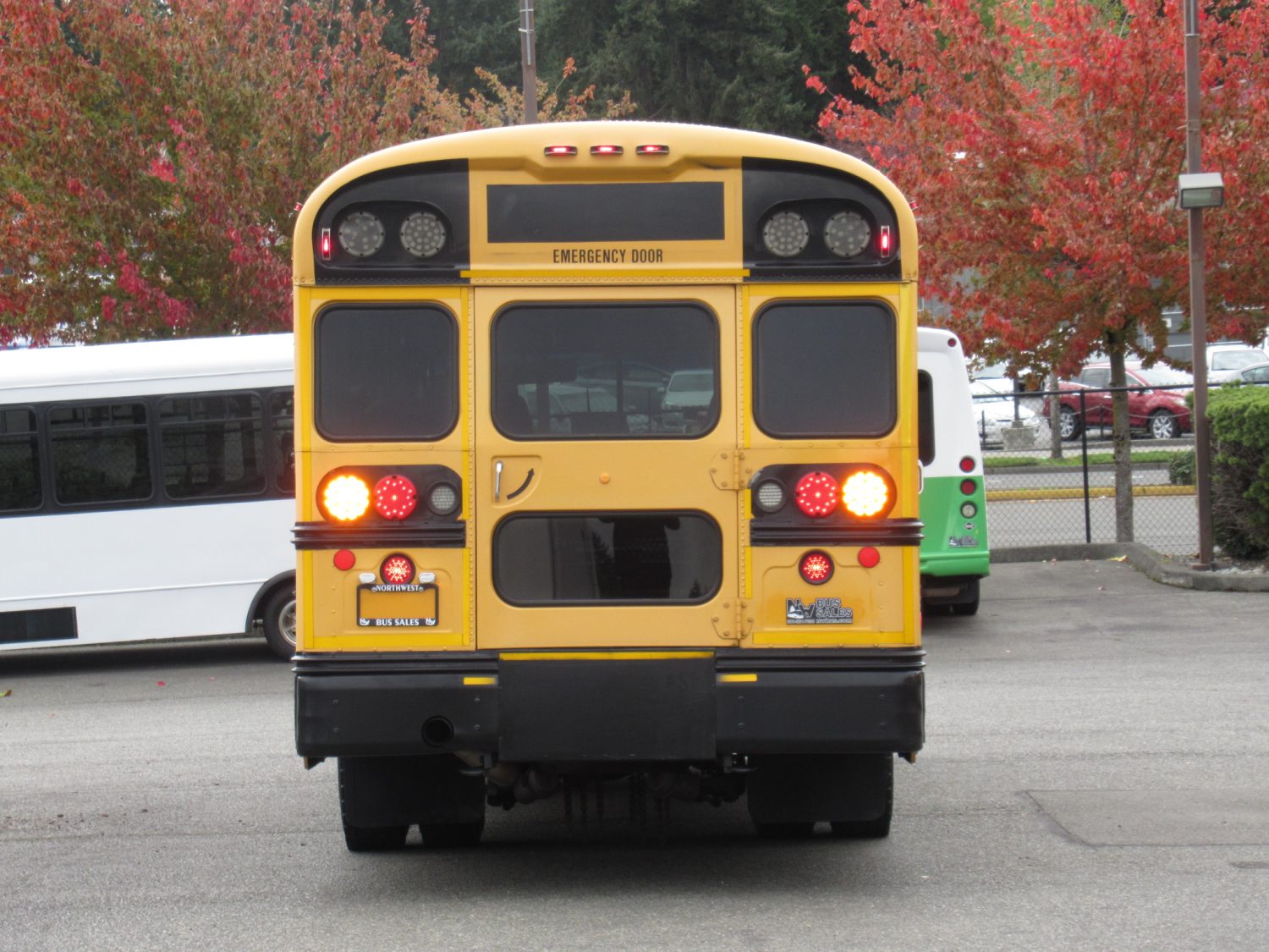 2006 Blue Bird All American 20 Passenger + 2 Wheelchair Short School Bus - B37891 - Image 11