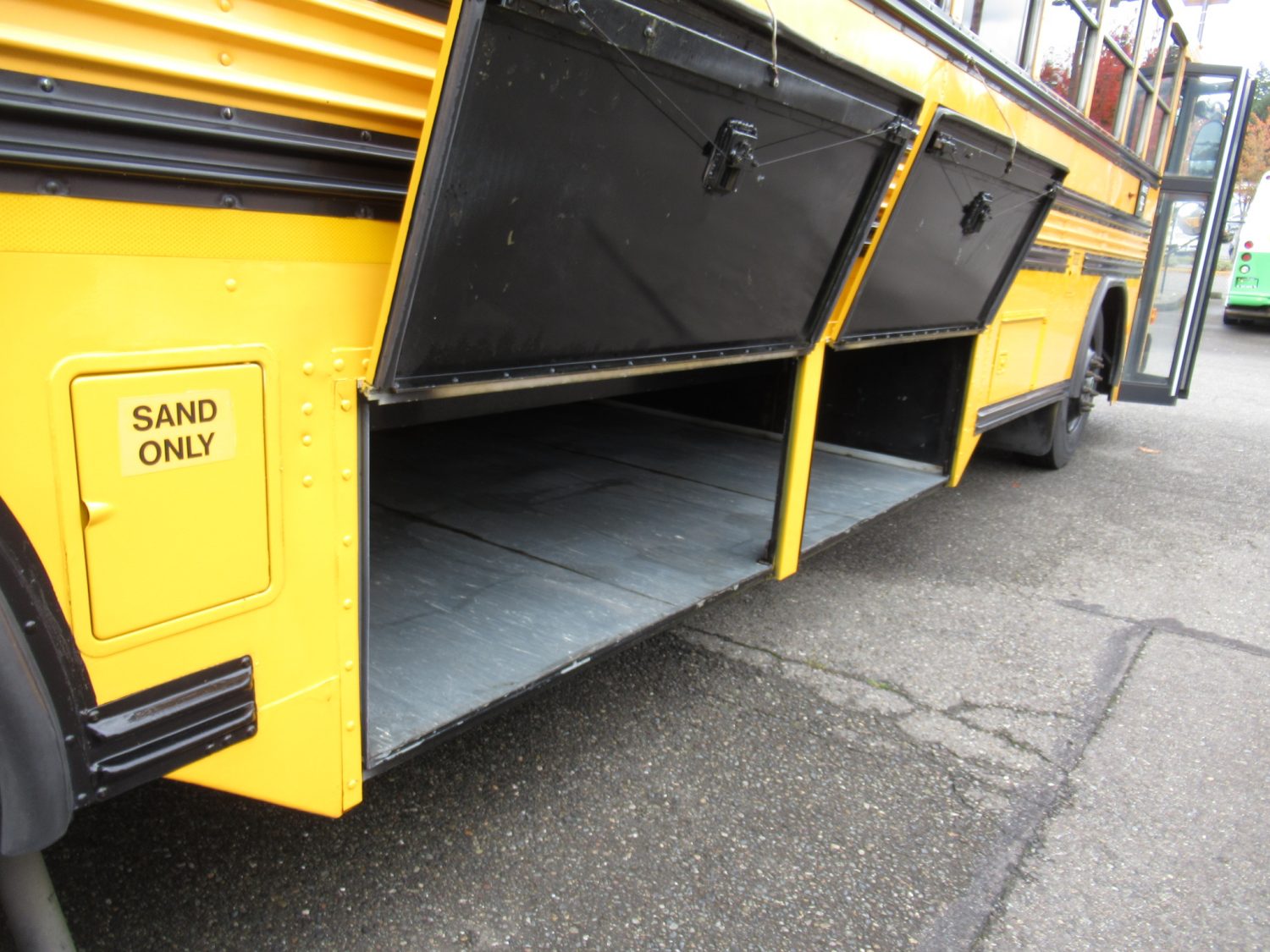 2003 Blue Bird All American 75 Passenger School Bus - B12395 - Image 11