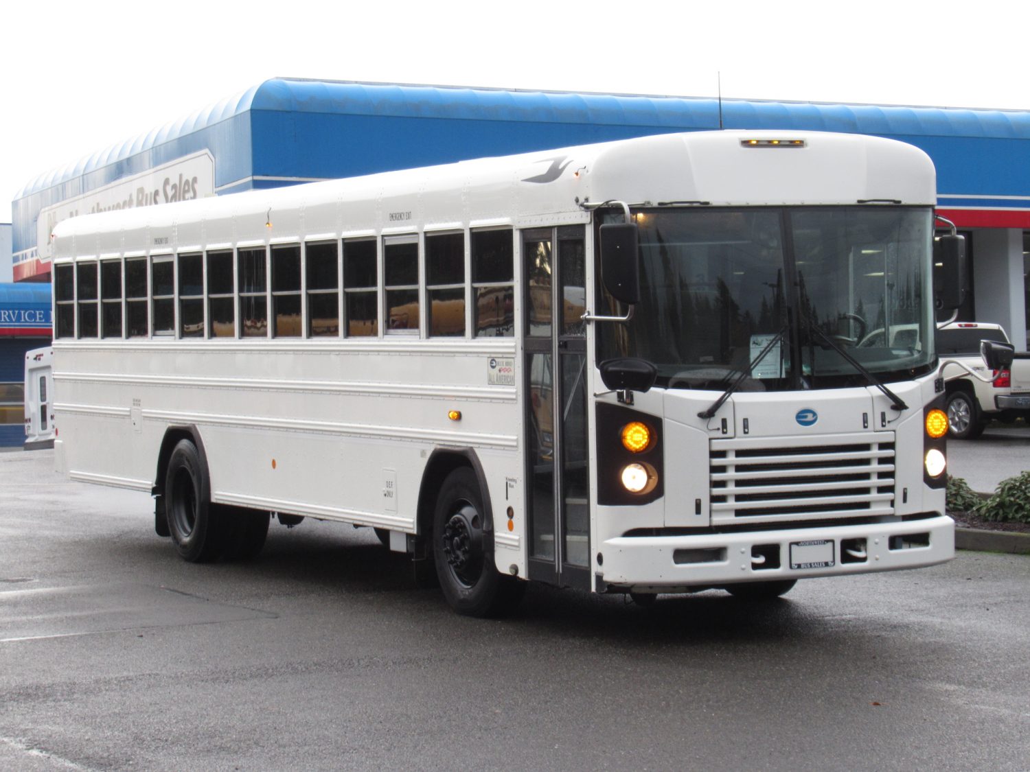 2011 Bluebird All American 44 Passenger School Bus - B81542