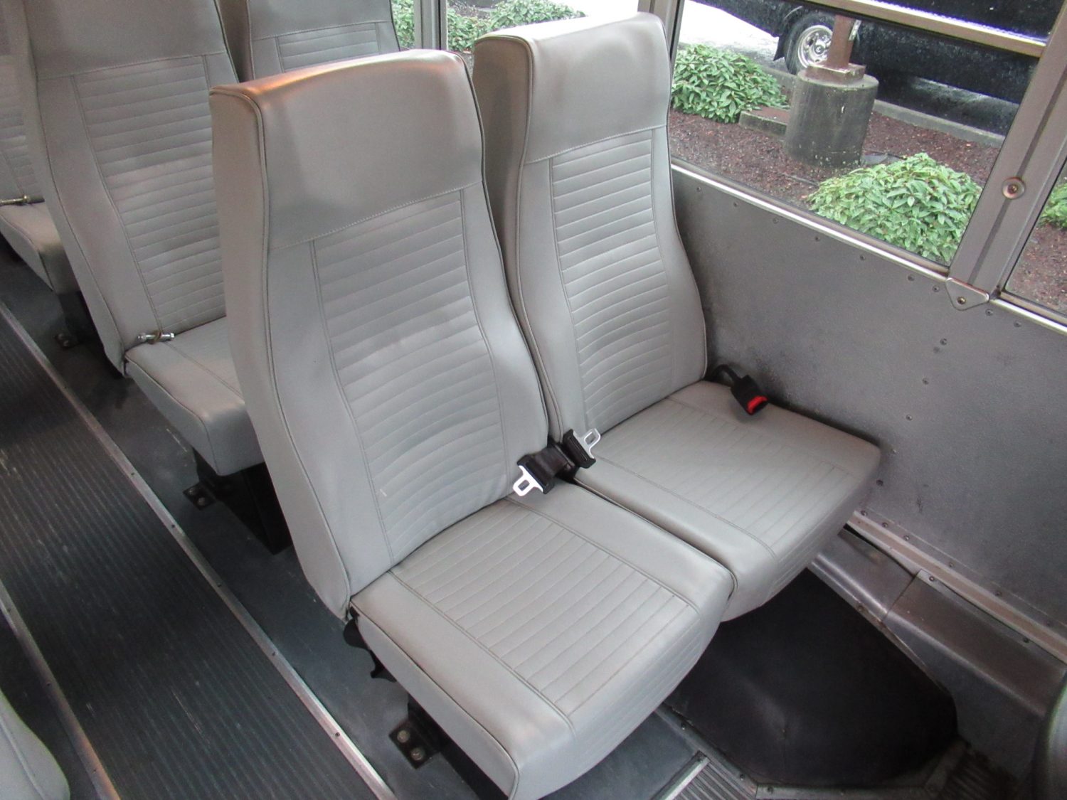 2011 Bluebird All American 44 Passenger School Bus - B81542 - Image 9