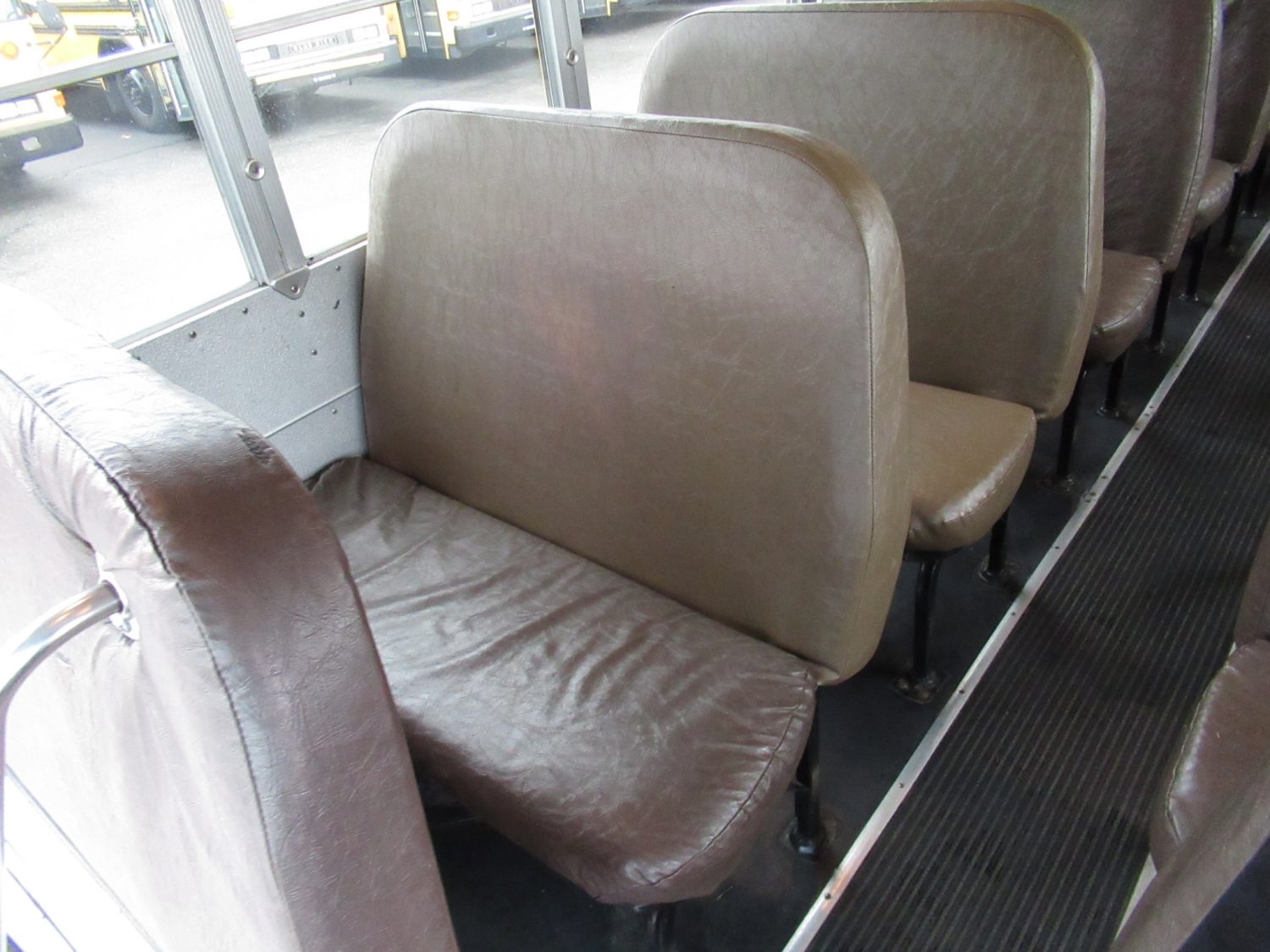 2003 Blue Bird All American 75 Passenger School Bus - B12399 - Image 9