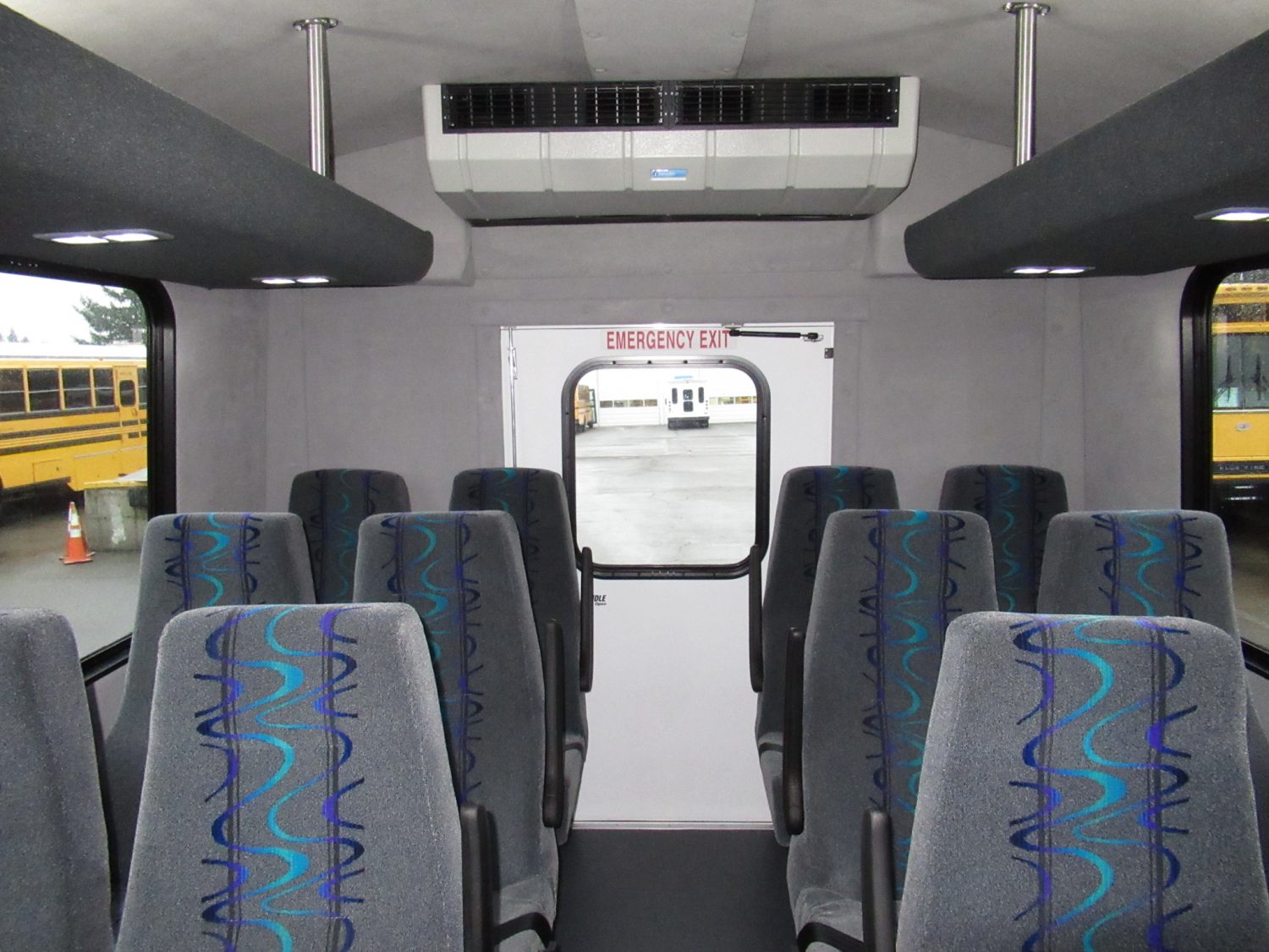 2016 Ford Starcraft MVP 28 Passenger Shuttle Bus - S24316 - Image 7