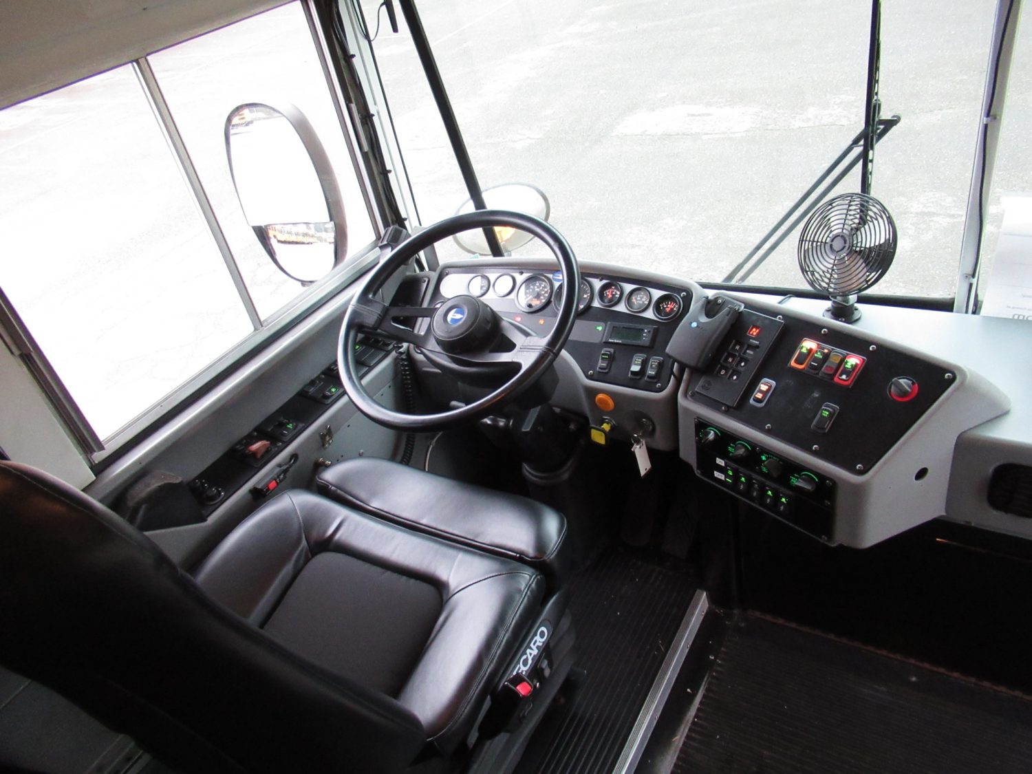 2003 Blue Bird All American 75 Passenger School Bus - B12397 - Image 5