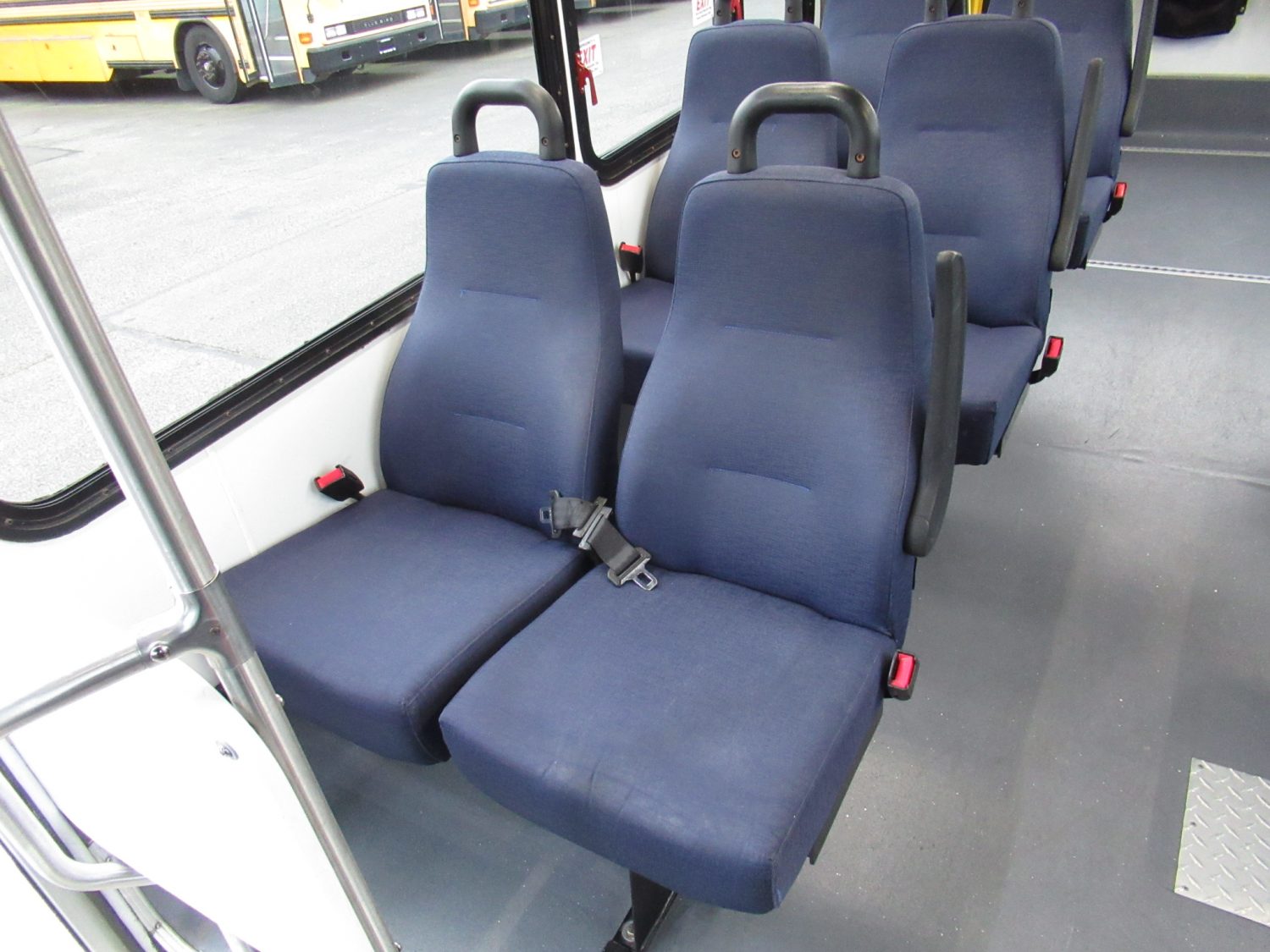 2014 Chevrolet Eldorado 12 Passenger + 2 Wheelchair Shuttle Bus - S72471 - Image 9
