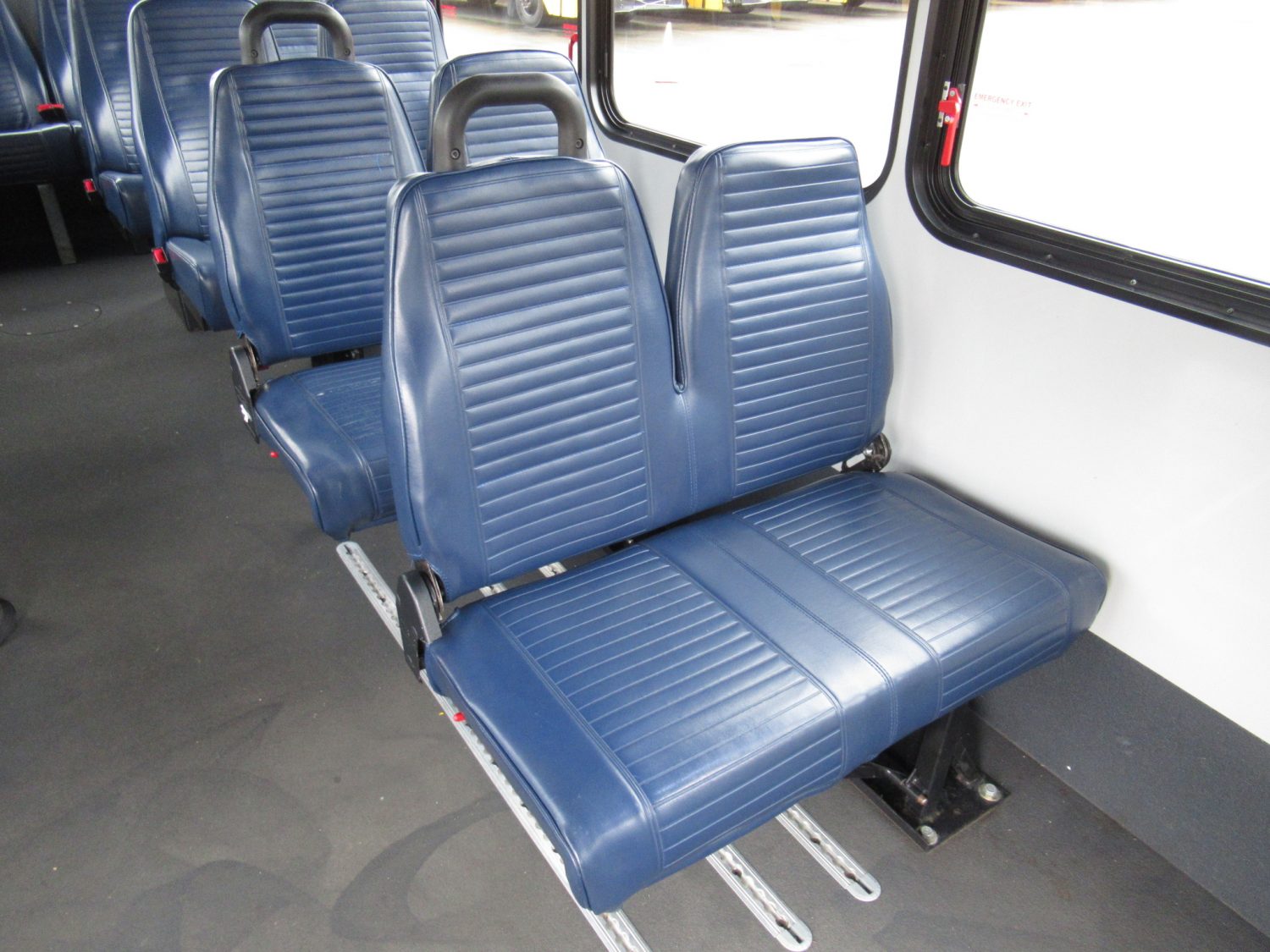 2015 Chevrolet Arboc Spirit of Mobility 19 Passenger ADA Shuttle Bus - S21698 - Image 9