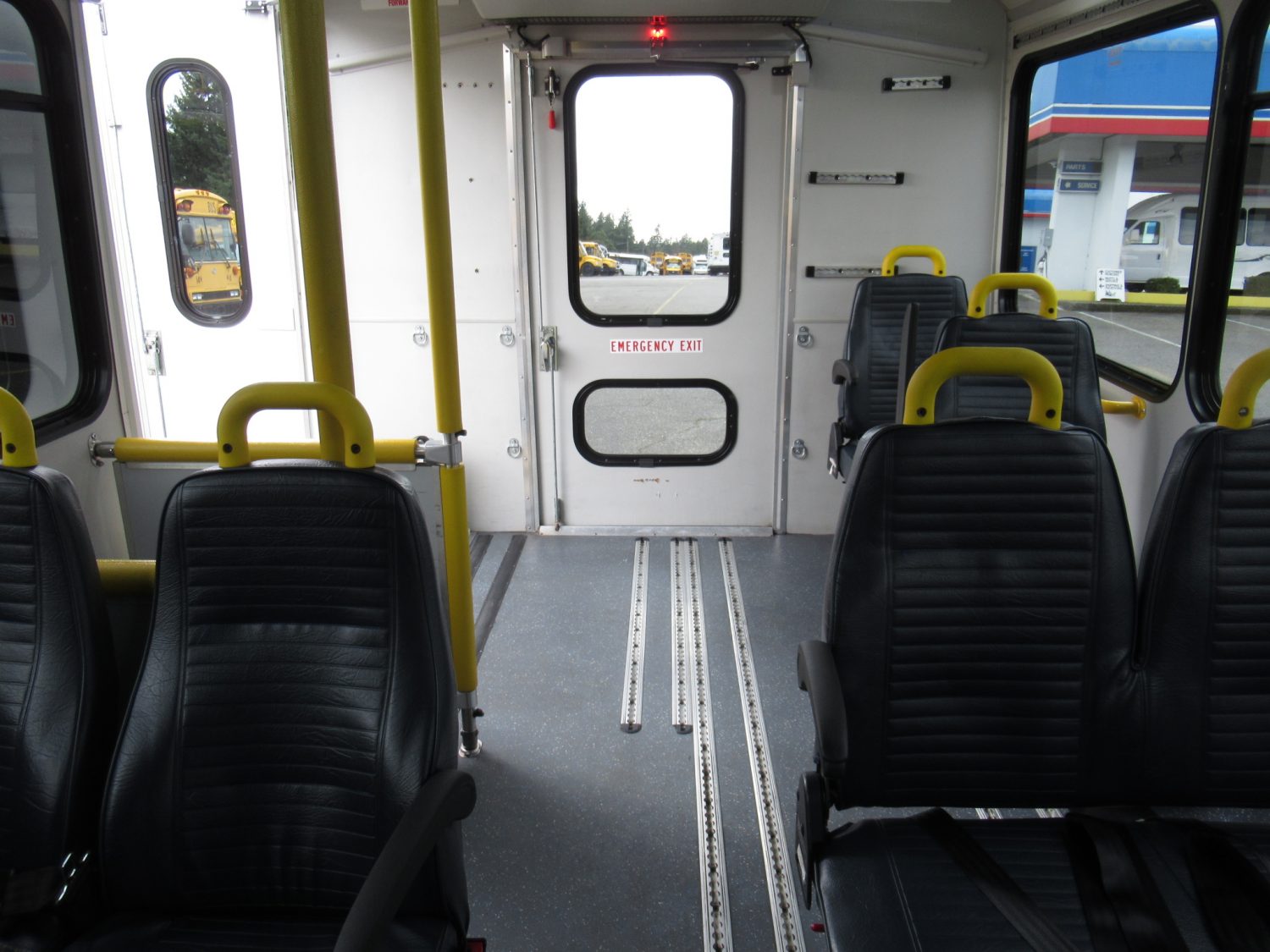 2016 Chevrolet Glaval Titan II 14 Passenger Shuttle Bus - S38275 - Image 9