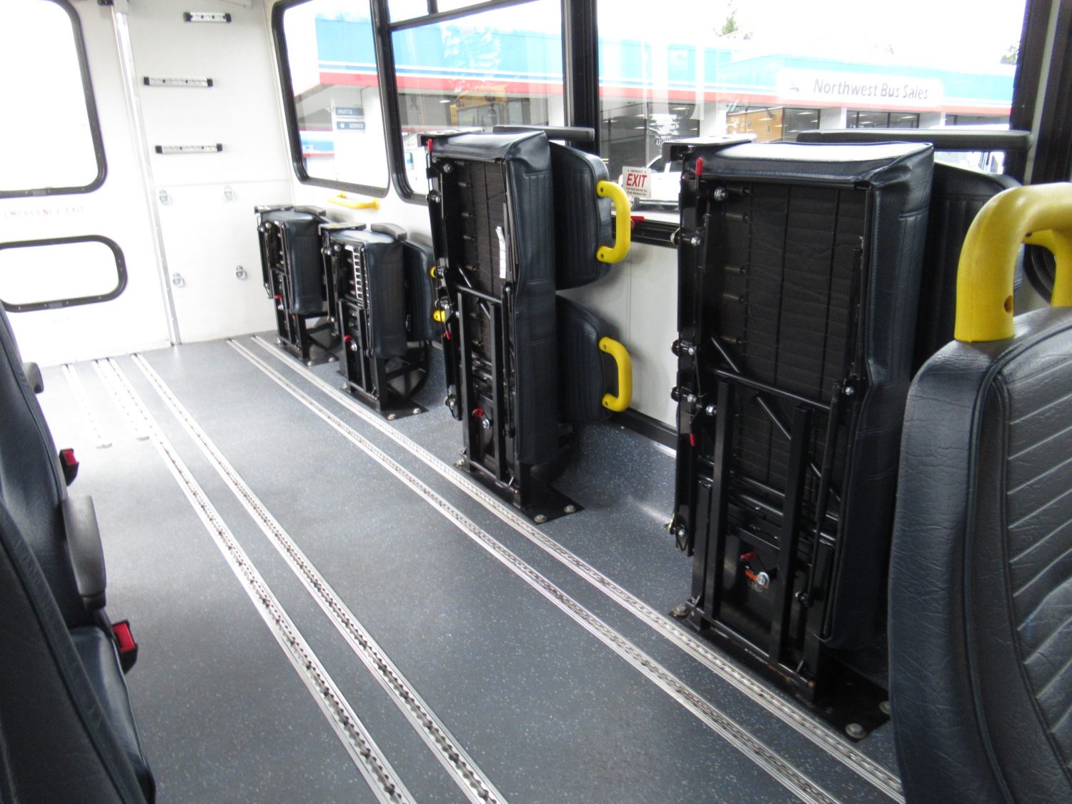 2016 Chevrolet Glaval Titan II 14 Passenger Shuttle Bus - S38275 - Image 8