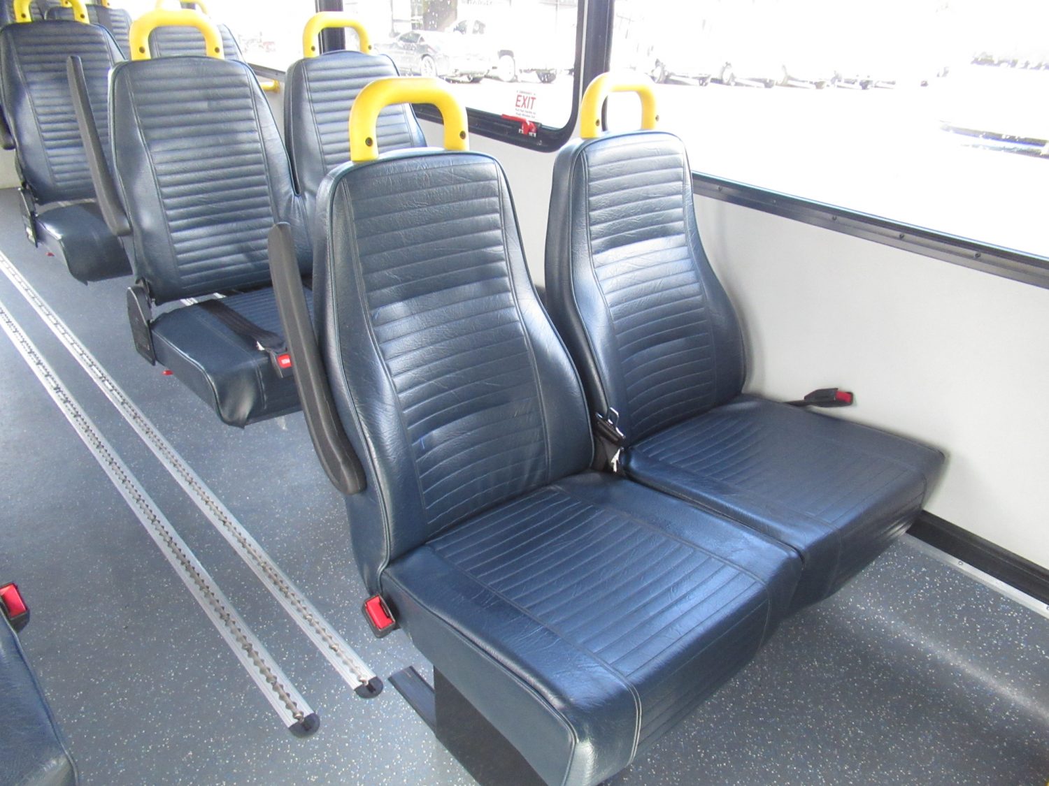 2016 Chevrolet Glaval Titan II 14 Passenger Shuttle Bus - S37653 - Image 8